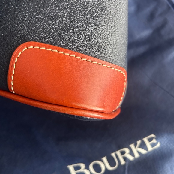 Dooney and Bourke Pebble Hobo - Picture 8 of 14